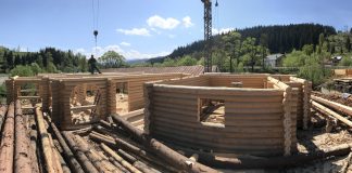 LOG HOME – Case din lemn puternice, rezistente și sofisticate Log Home - Constructii case din lemn